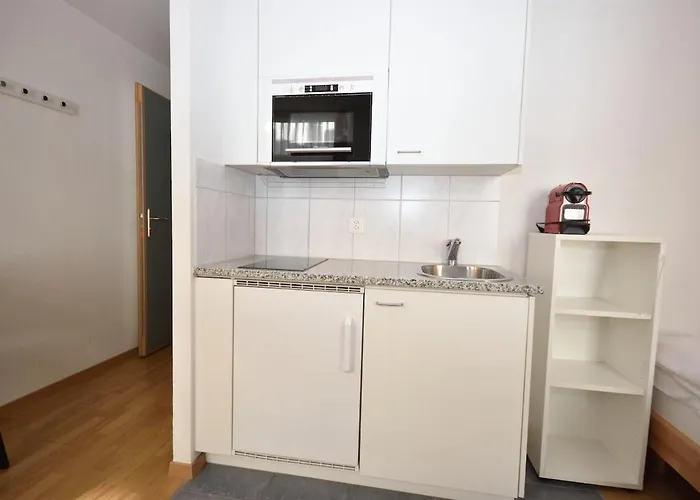 Cute In The Center - Stork 23 Apartment *