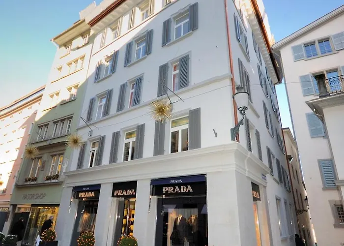 Cute In The Center - Stork 23 * Ζυρίχη